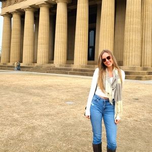 Meet your Posher, Erin